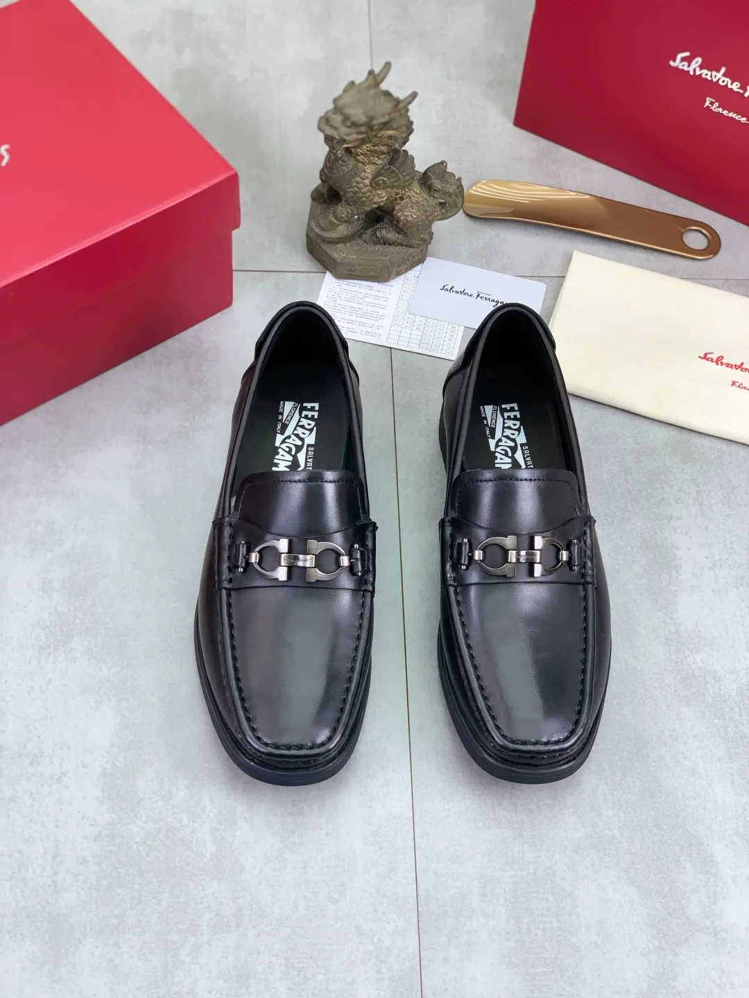 Men's shoes 💰P480 new high quality [Ferragamo/Ferragamo] latest model original imported calfskin, imported cowhide lining + original luxury metal buckle + original combination outsole Comparison without pressure Code number: 38-44 (45 customized)